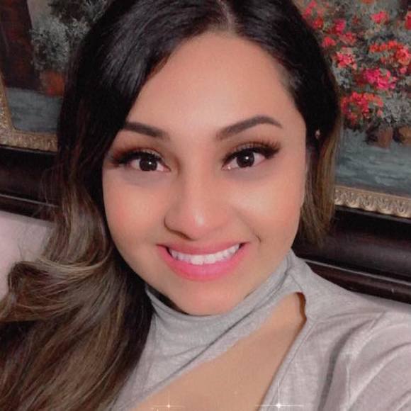 cinthia_flores